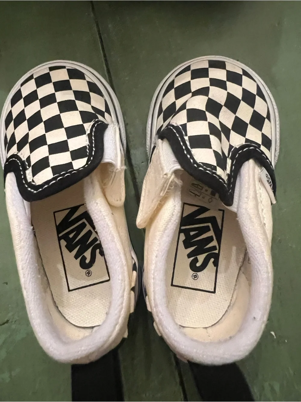 Vans Kids Slip-On Sneakers in Black and White Checkerboard size 4